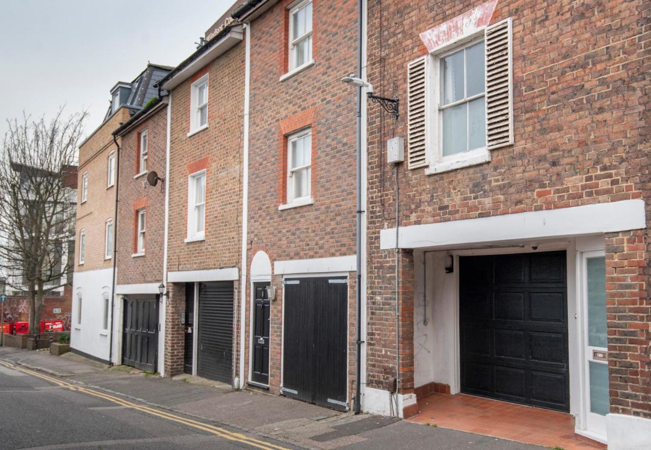 Fantastic 3 Bed Brighton House- Sleeps 6- Superfast Wifi And Garage 아파트 외부 사진